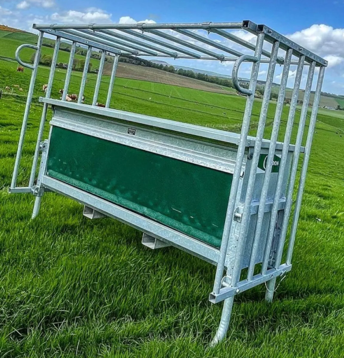 New Condon calf creep feeder - Image 2