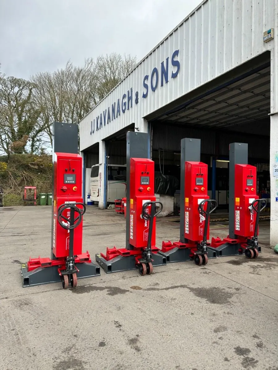 Mobile Wireless Battery Column Lifts - Image 3