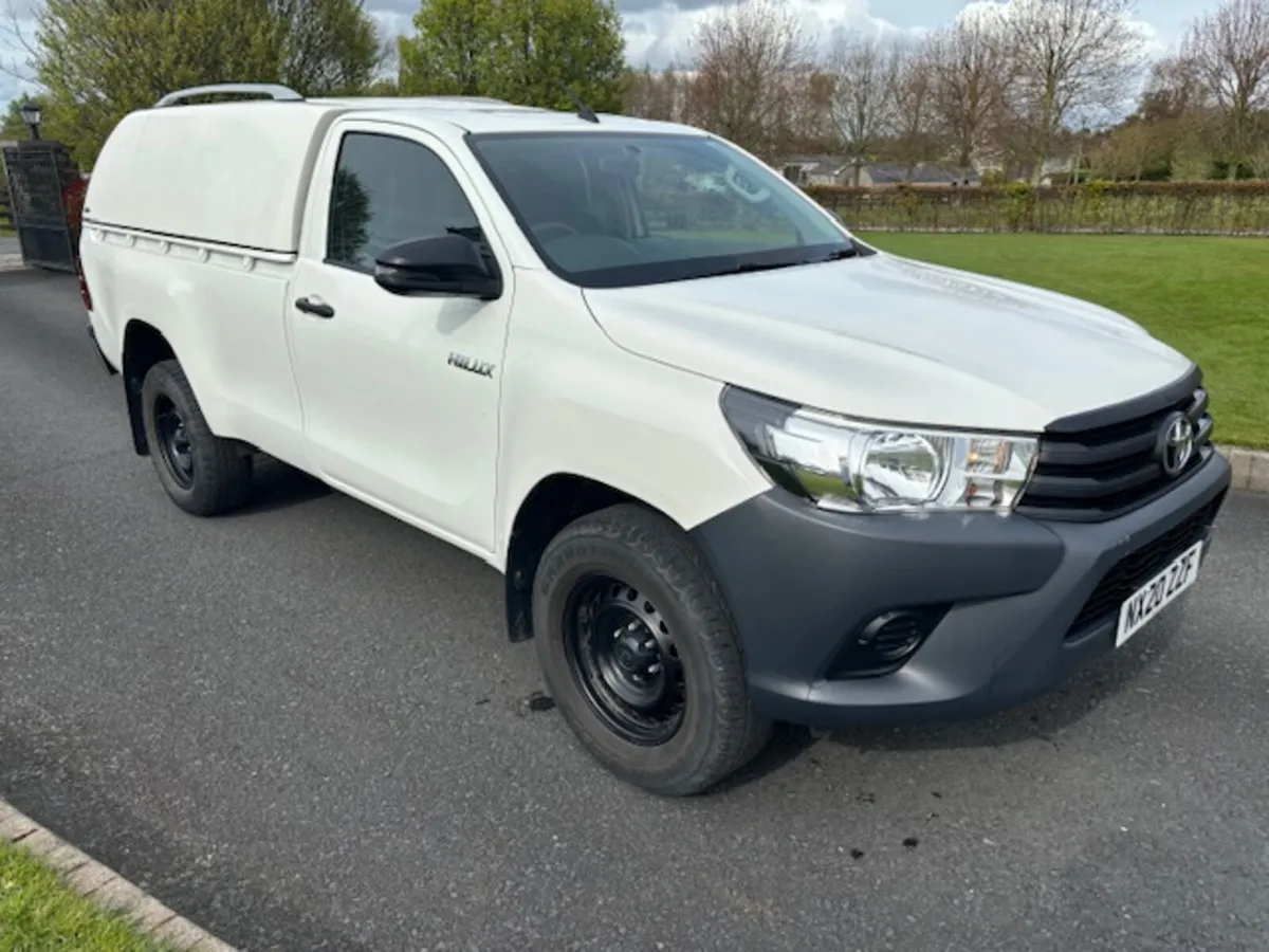 Toyota Hilux 2020 - Image 1