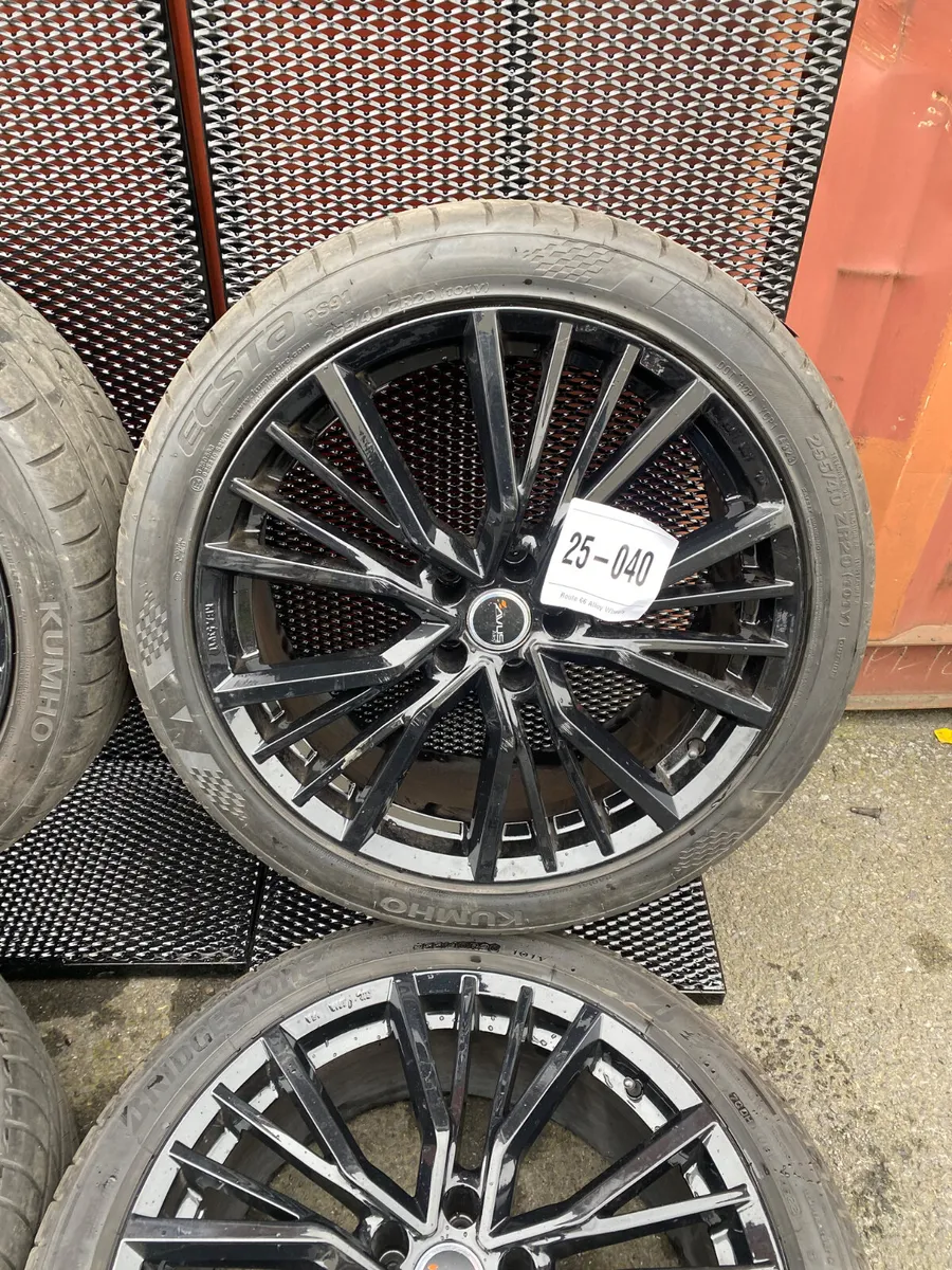 VW ID3 ,20 INCH ALLOYS WHEELS  REF 25-040 - Image 2