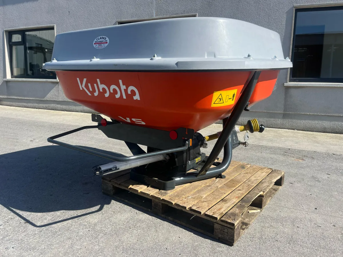 NEW KUBOTA SPREADER - LAST ONE ! - Image 1