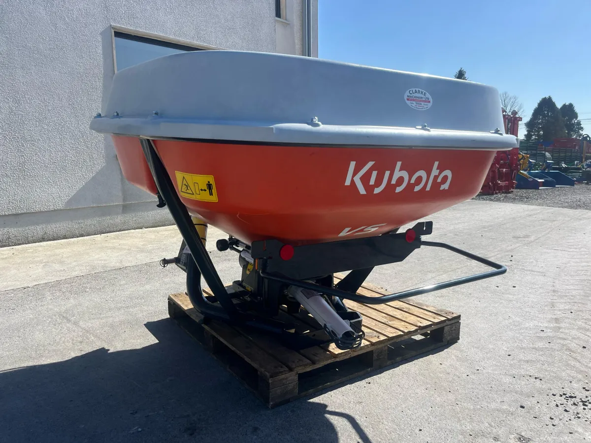 NEW KUBOTA SPREADER - LAST ONE ! - Image 4