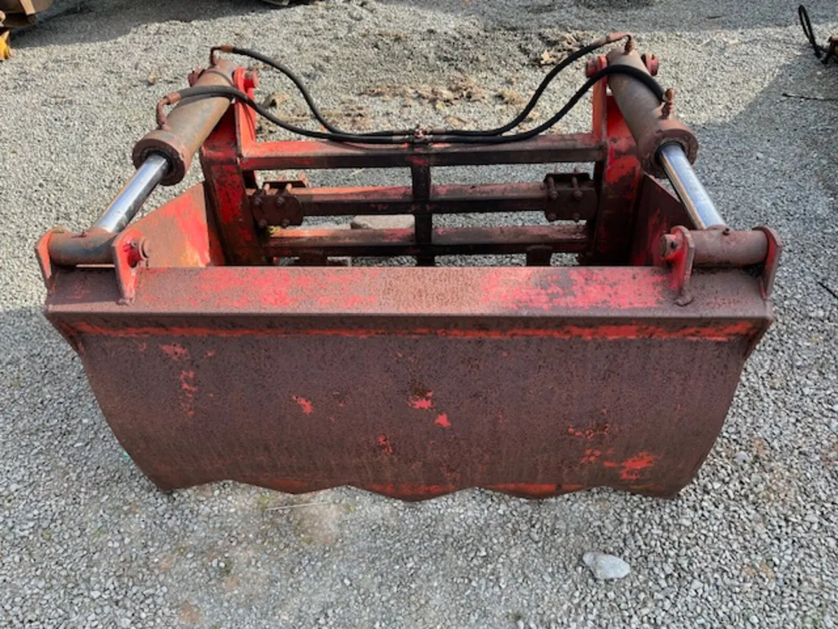 4 ft Shear Grab - Image 1