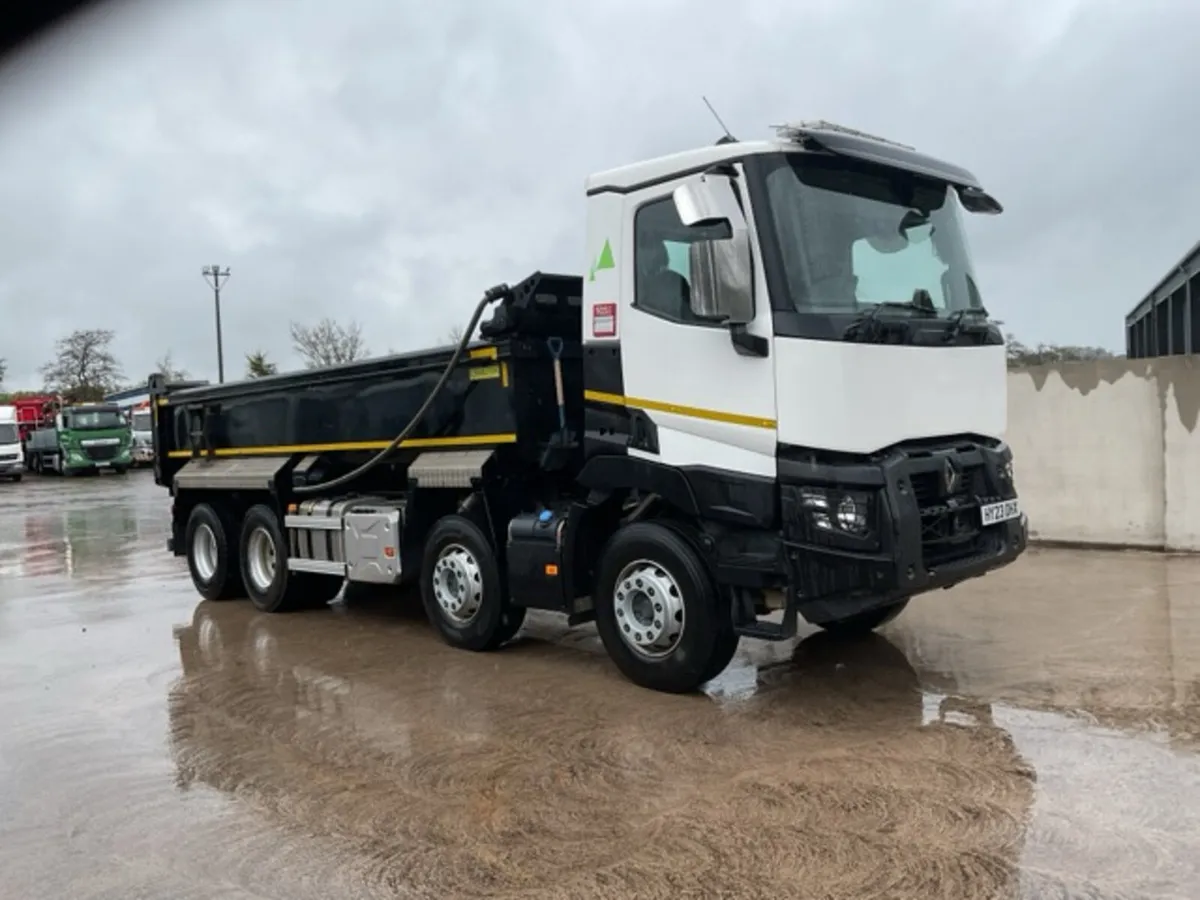 2023 Renault C430 8x4 Tipper - Image 1
