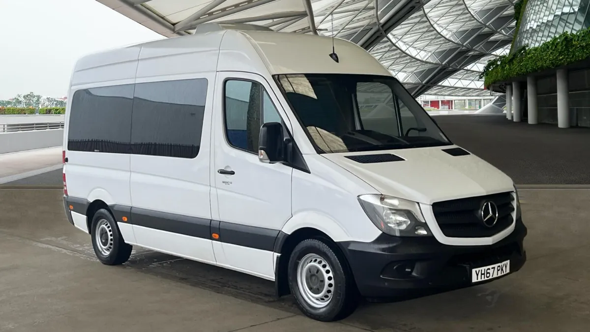 Mercedes-Benz Sprinter Minibus 2.2 - Image 1