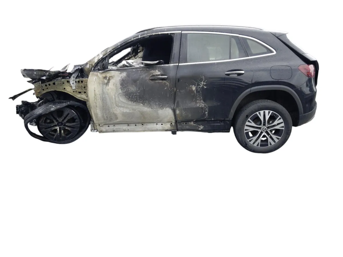 2025 MERCEDES BENZ GLA For Breaking/Dismantling - Image 4