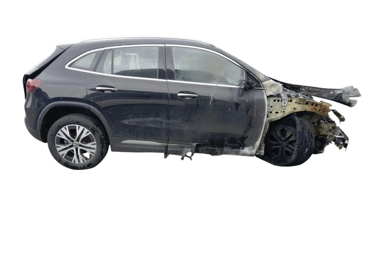 2025 MERCEDES BENZ GLA For Breaking/Dismantling - Image 2