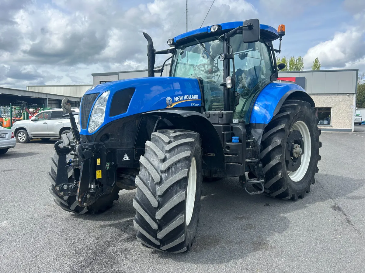 New Holland T7.260 Tractor - Image 1