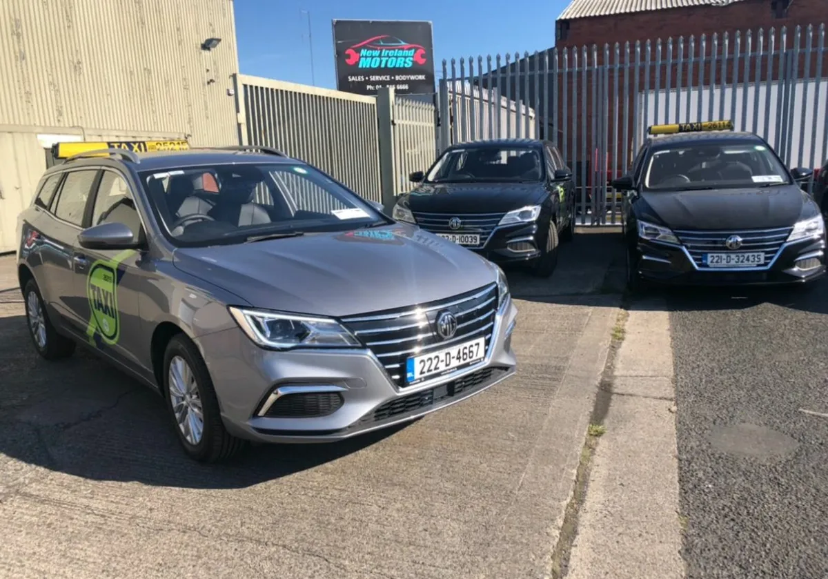 Taxi to rent - Image 3