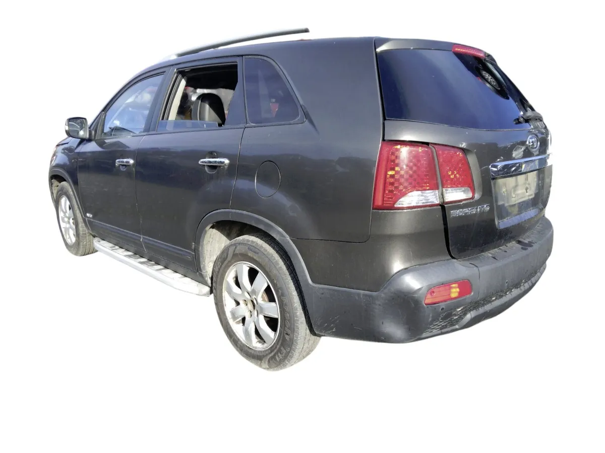2011 KIA SORENTO For Breaking/Dismantling - Image 4