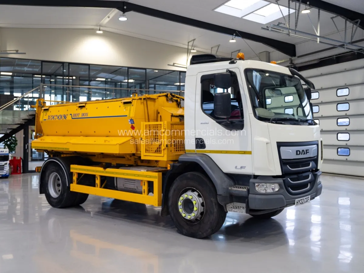 2022 (22) DAF LF 260 ECON TWIN CHAMBER AUGERED HOT - Image 1