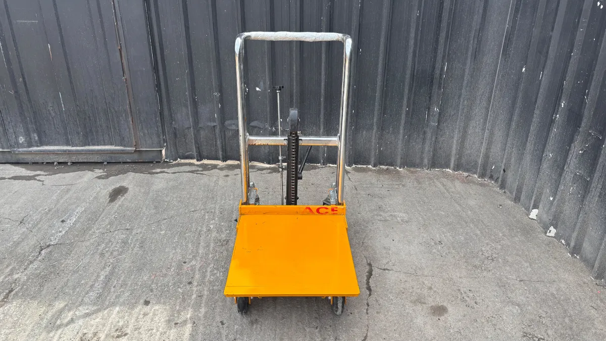 400Kg Pump-up Trolley - Image 2