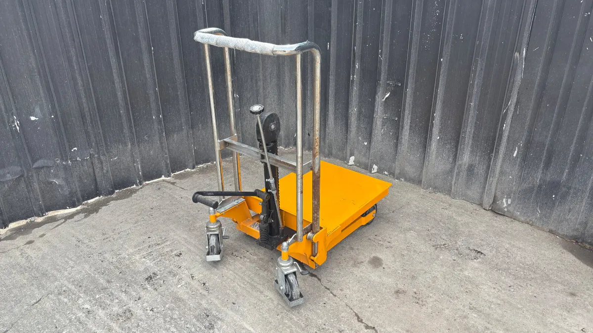 400Kg Pump-up Trolley - Image 3