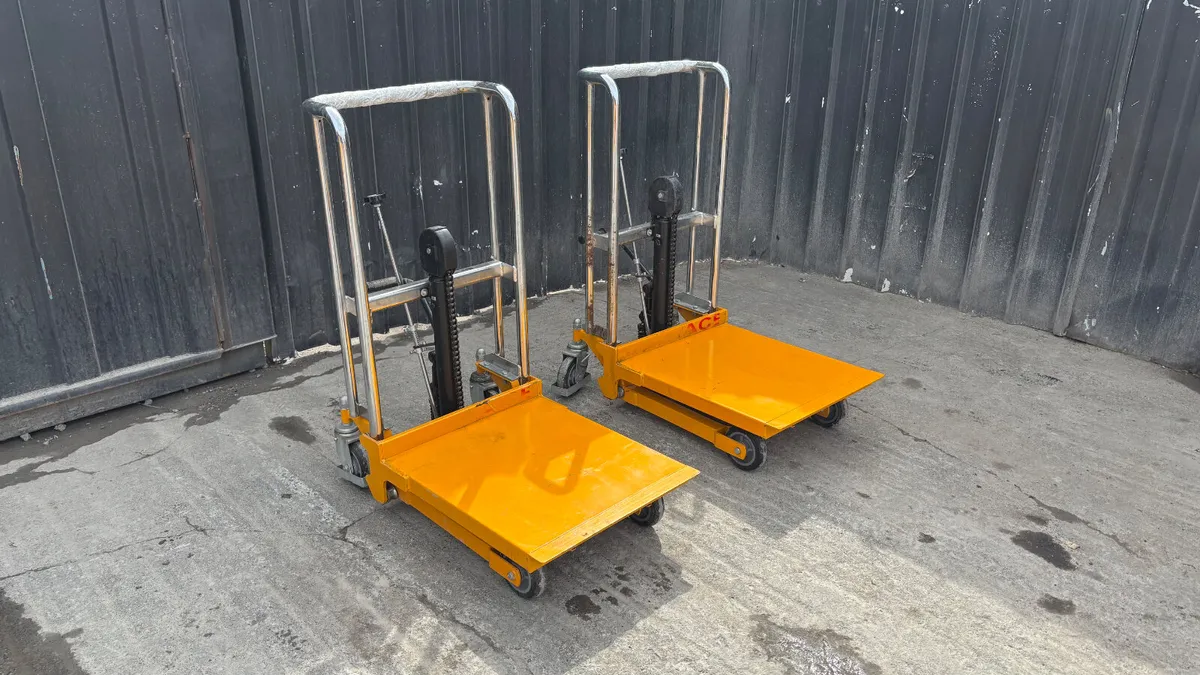 400Kg Pump-up Trolley - Image 1