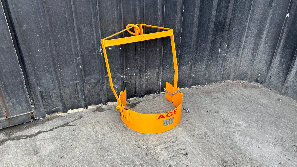 ACE Vertical Drum/Barrell  Lifter 365kg - Image 2