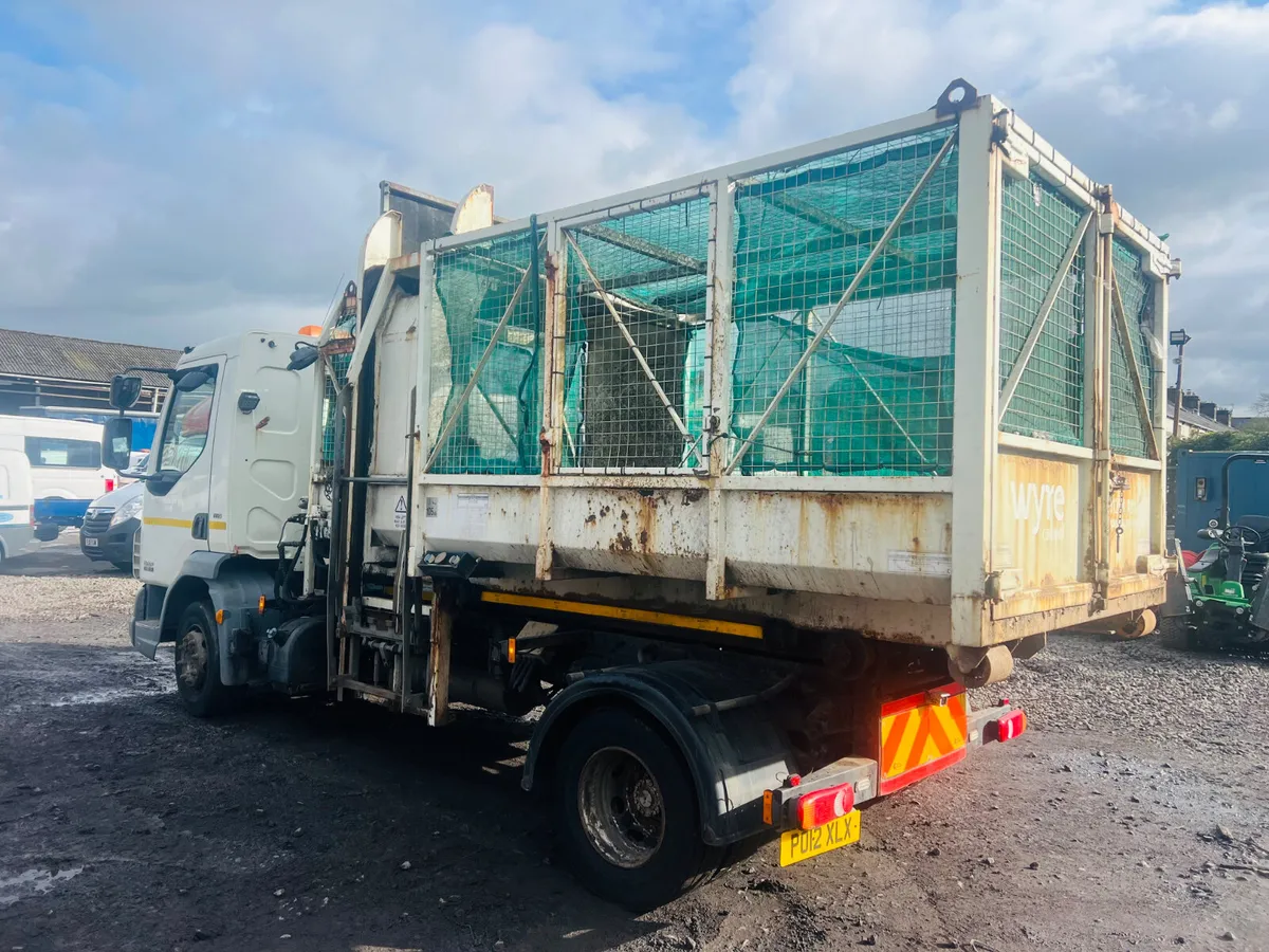 Daf 12tonne Gross  Hookloader recycling spec - Image 2