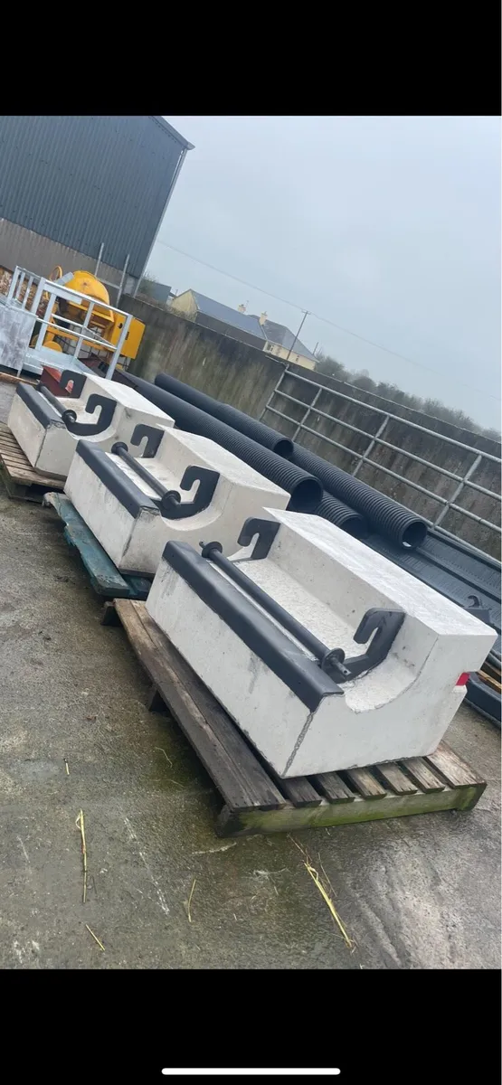 Tractor weight block - Image 1