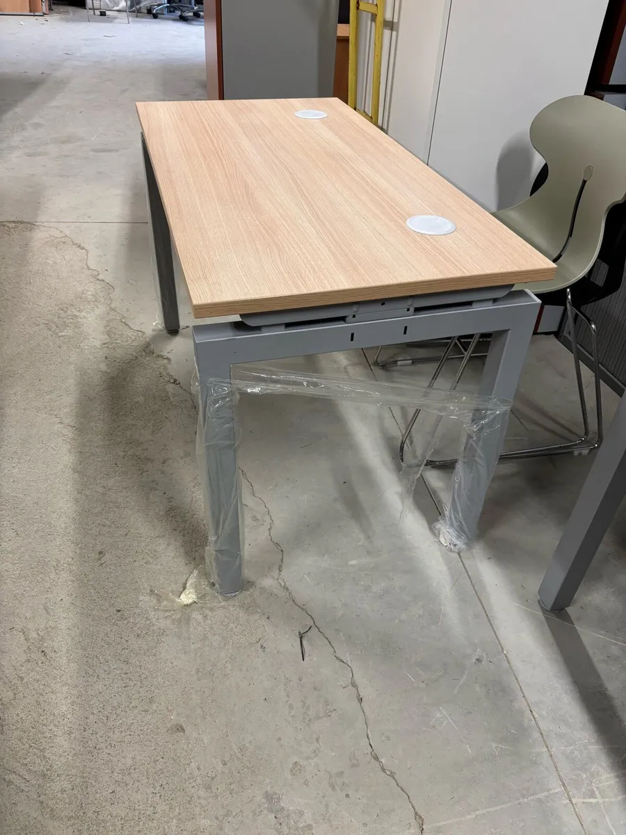 Home office desks - Image 4