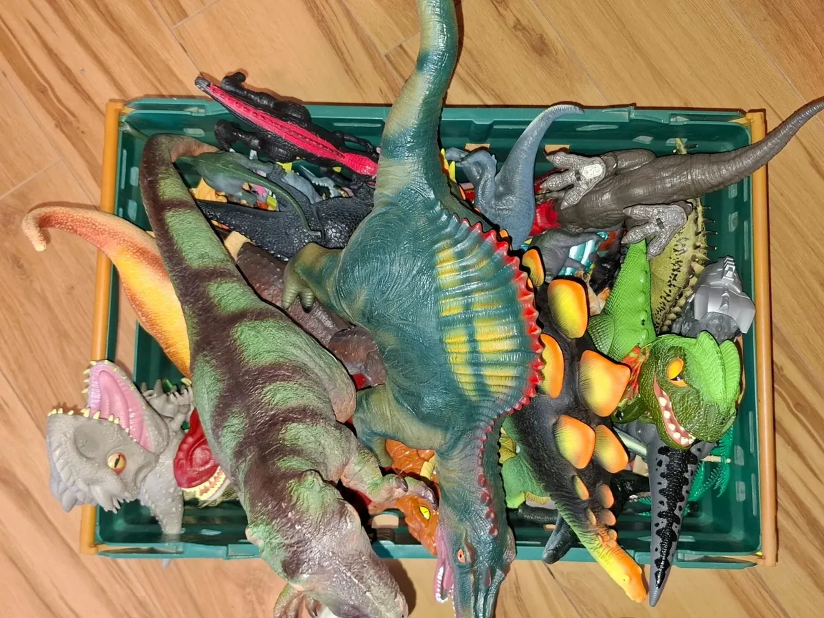 Toys - Image 4