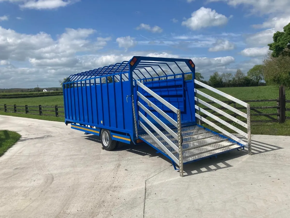 Bluemount Cattle Trailer - Image 2