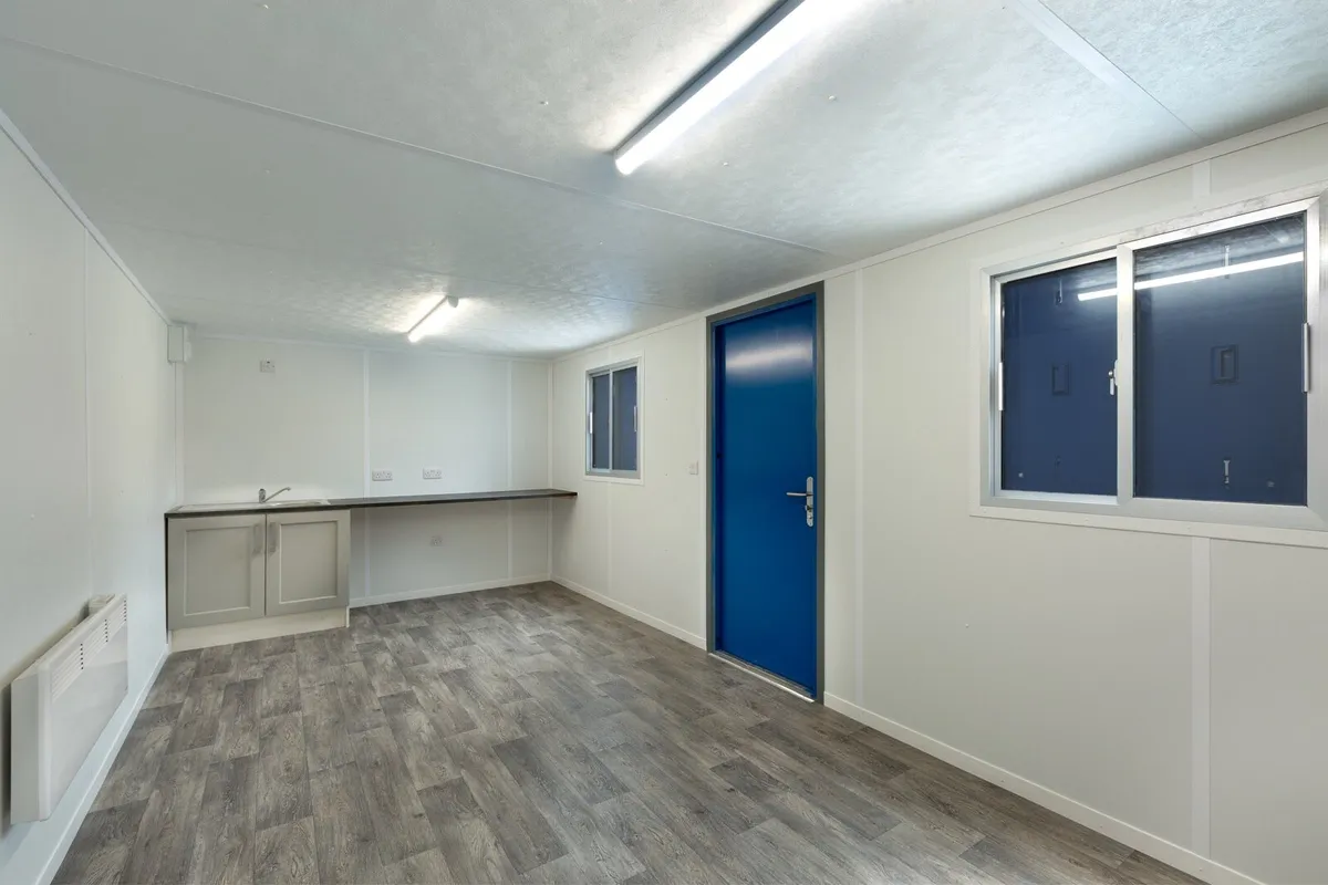 Farm office - Image 2