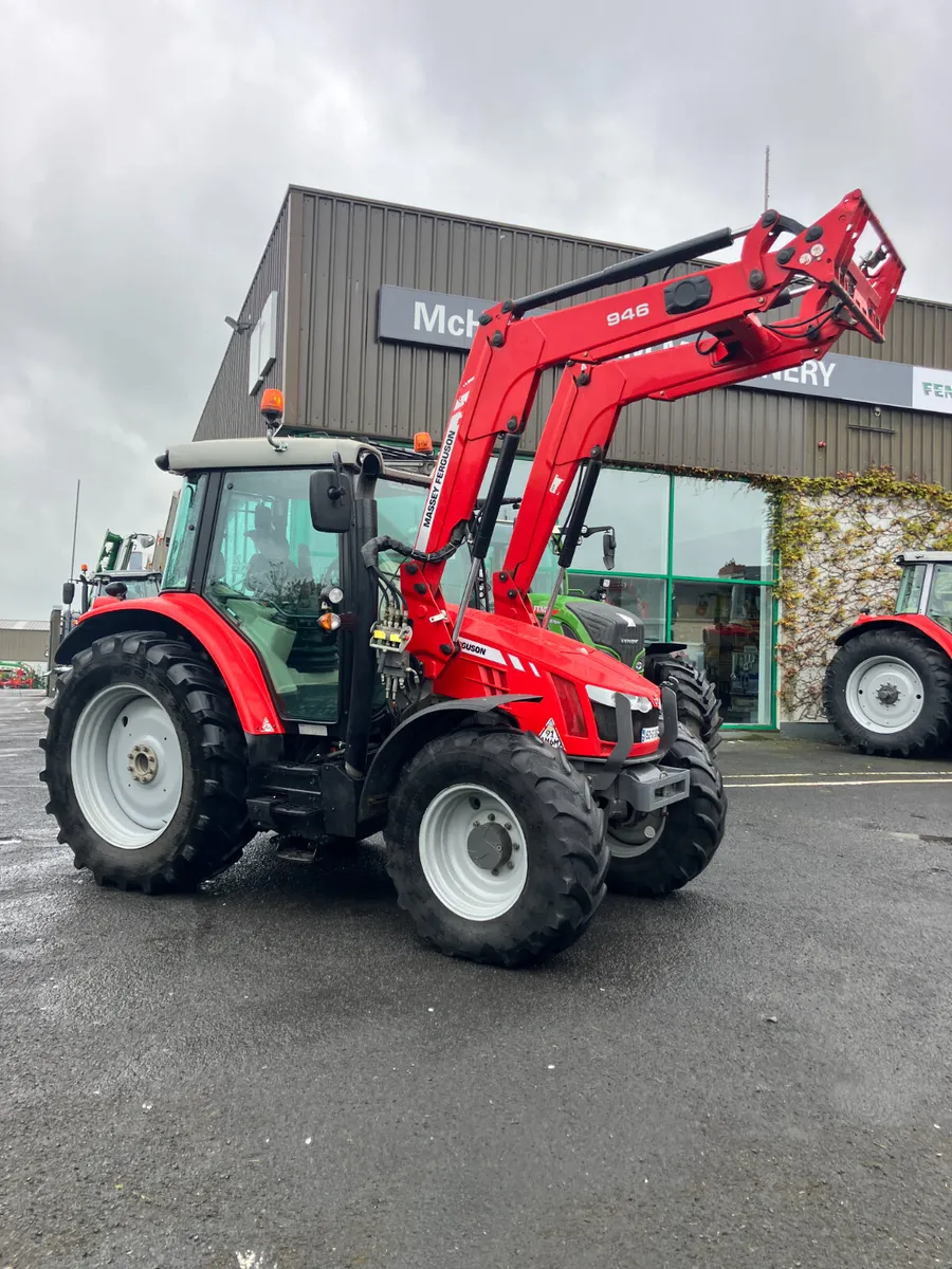 MASSEY FERGUSON 5612 - Image 1