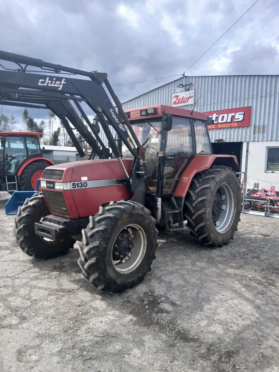 1995 Case 5130 c/w loader for sale. - Image 1