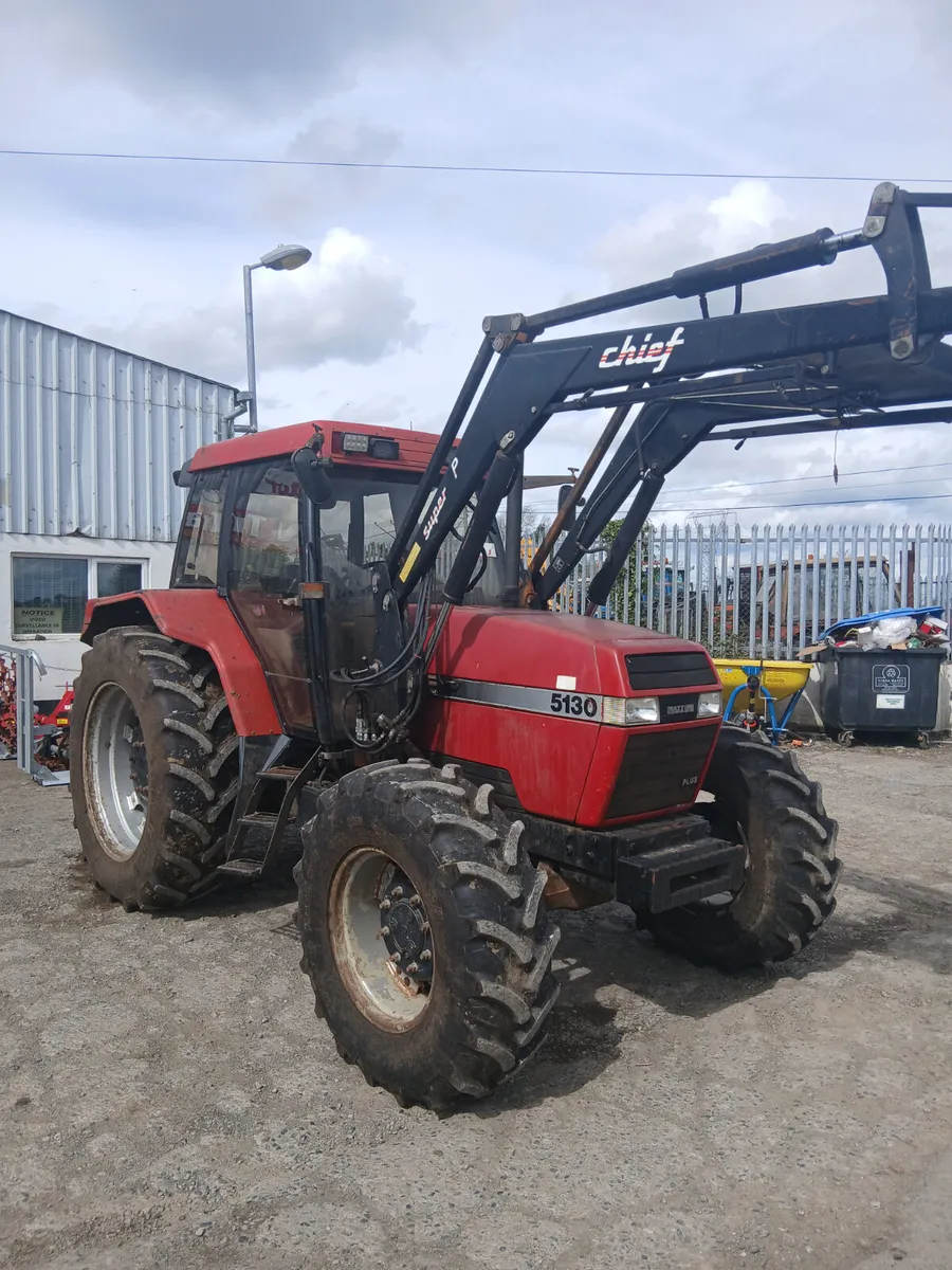 1995 Case 5130 c/w loader for sale. - Image 4