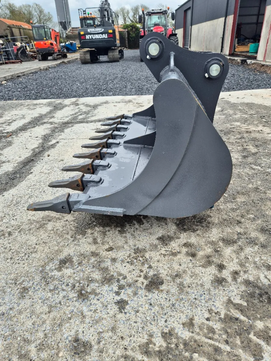 13t 6ft Ditching buckets, 9 tips - Image 4