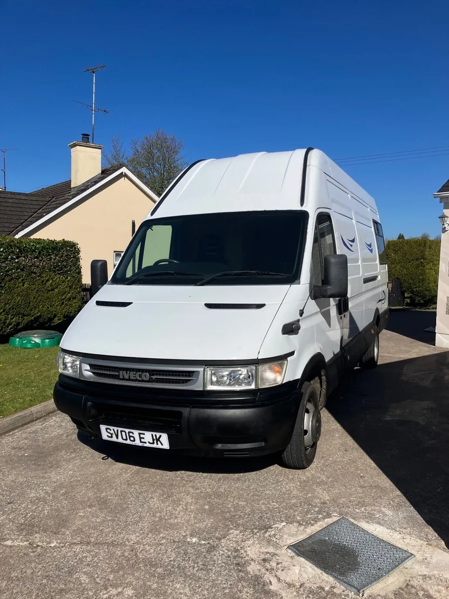 Campervan- Iveco Daily - Image 2