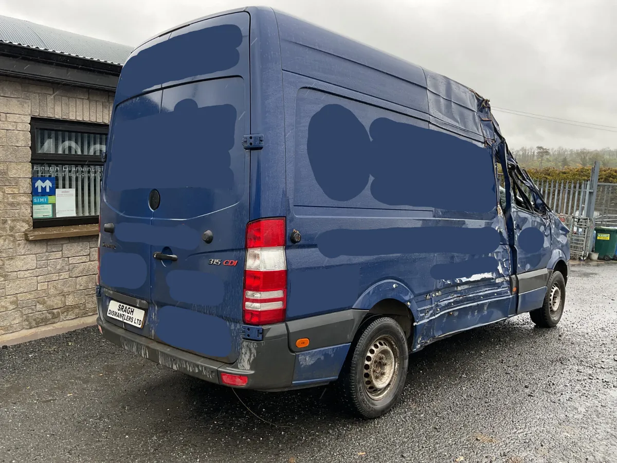 MERCEDES SPRINTER Selection - Image 4
