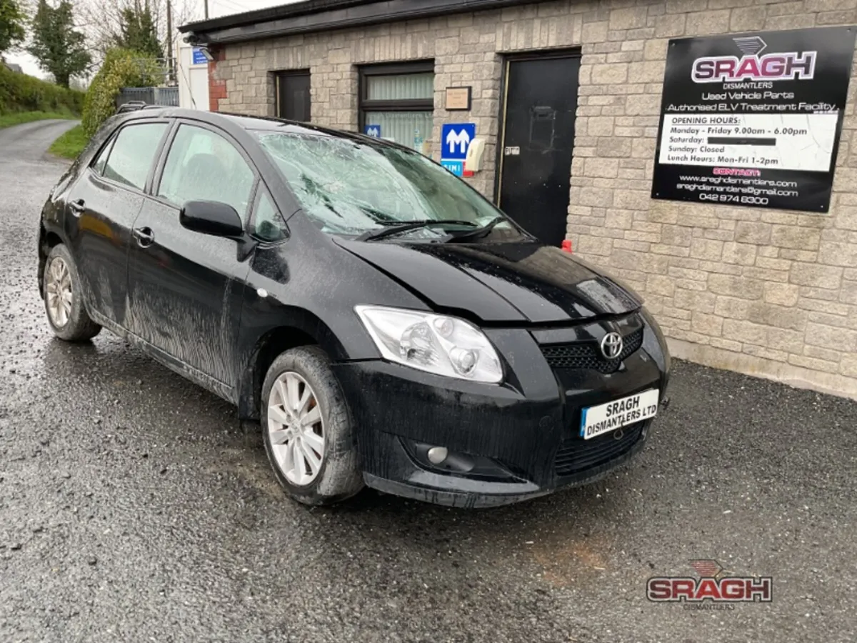 TOYOTA AURIS SELECTION - Image 2