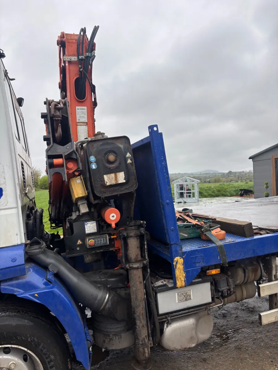 2008 Iveco 310 6x2 Beavertail Crane - Image 4