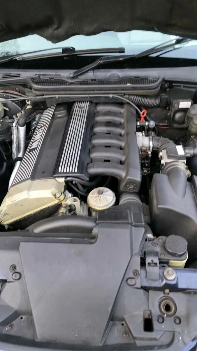 BMW E36 1991 Vintage - Image 4
