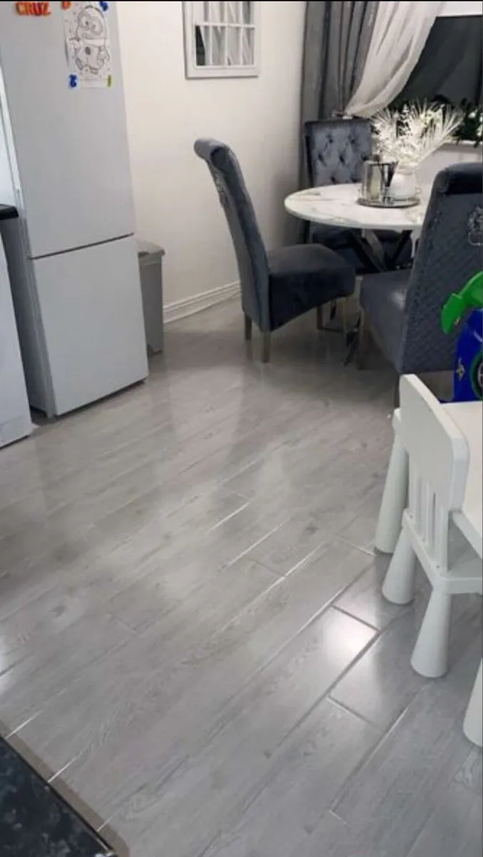 New 12mm Ice Laminated Flooring - Image 2