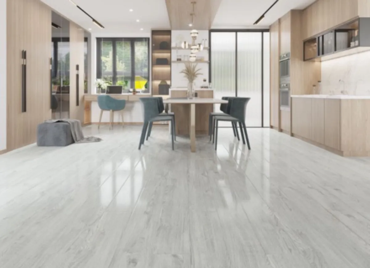 New 12mm Ice Laminated Flooring - Image 3