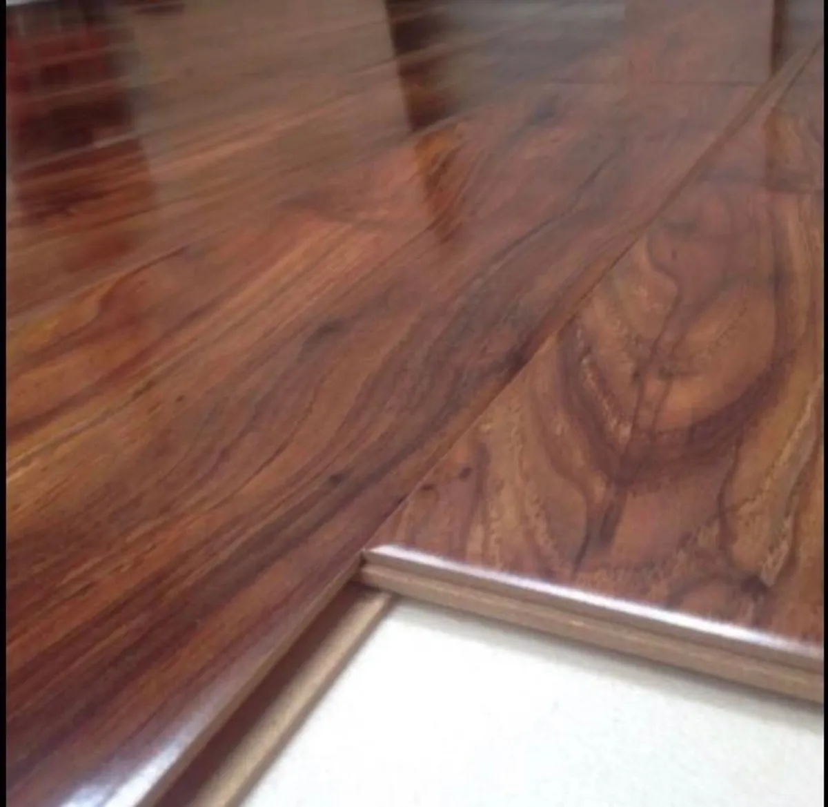New 12mm Calgary Walnut High Gloss Laminated - Image 4