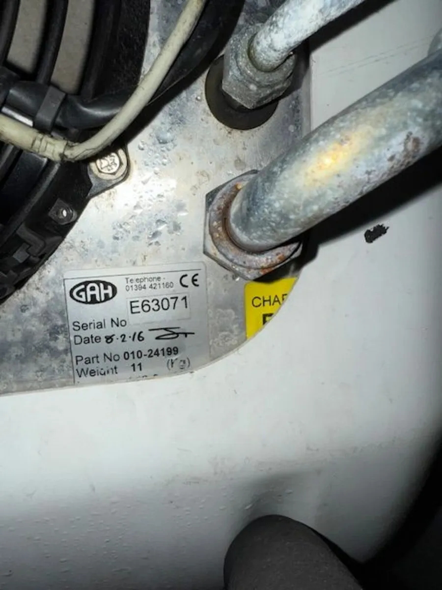 Volkswagen Crafter 2016 - Image 2