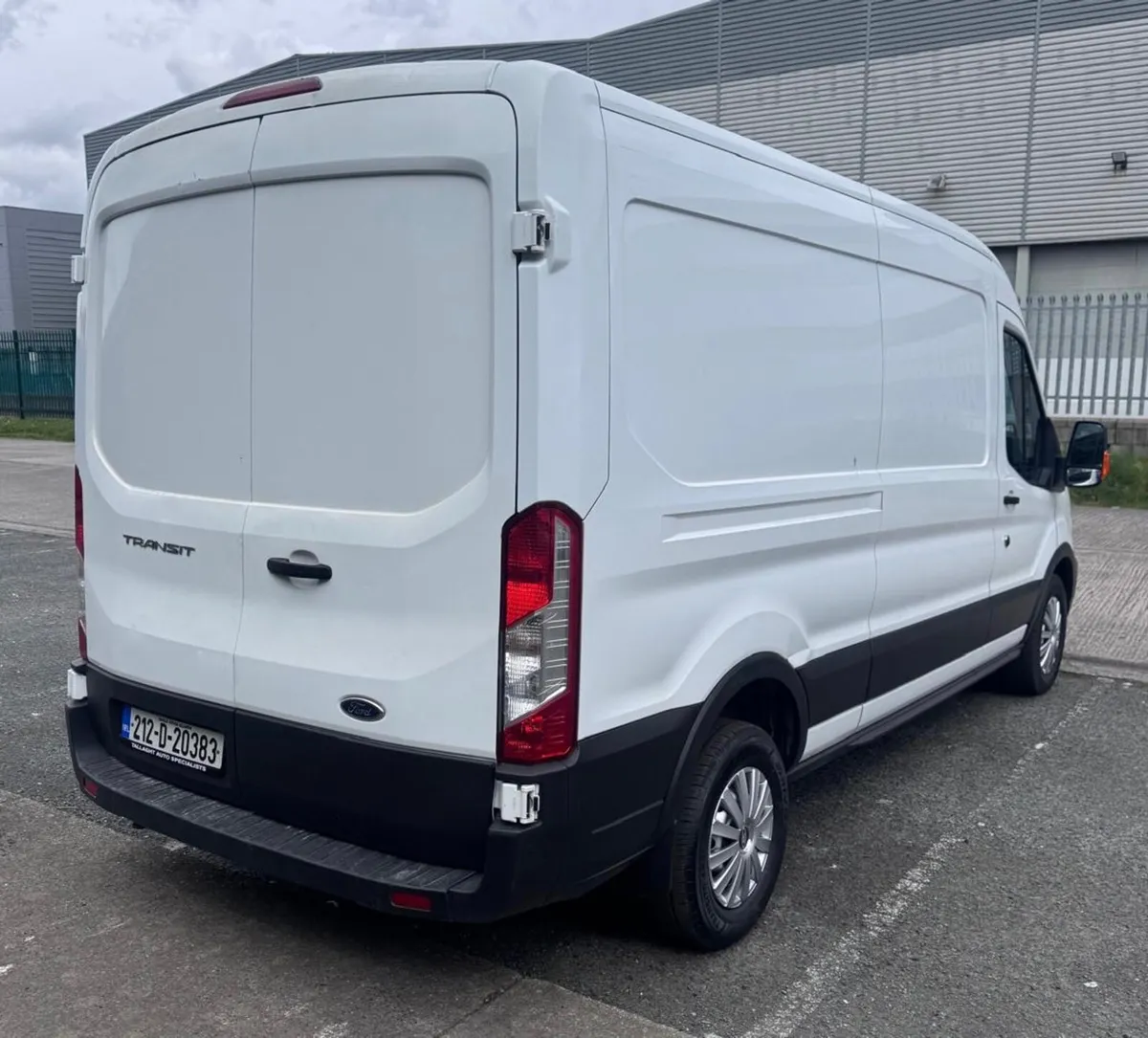 2021 Ford Transit 130Bhp Long Wheel Base - Image 4