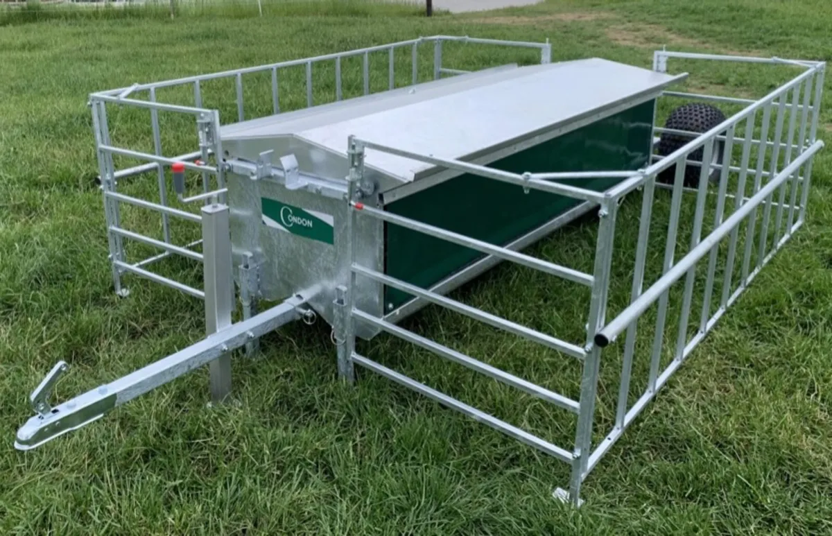 New Condon large lamb creep feeder - Image 1