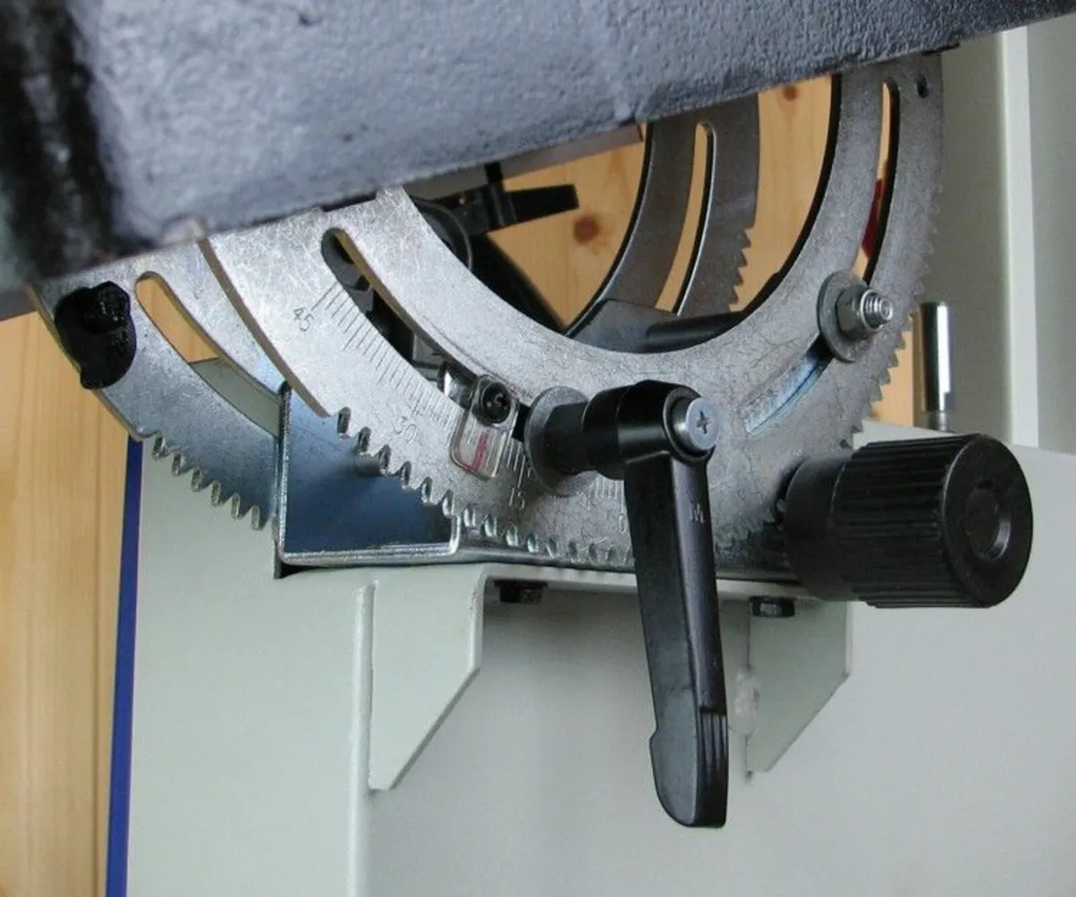 Charnwood B350 14'' Premium Wood Bandsaw c/w Stand - Image 3