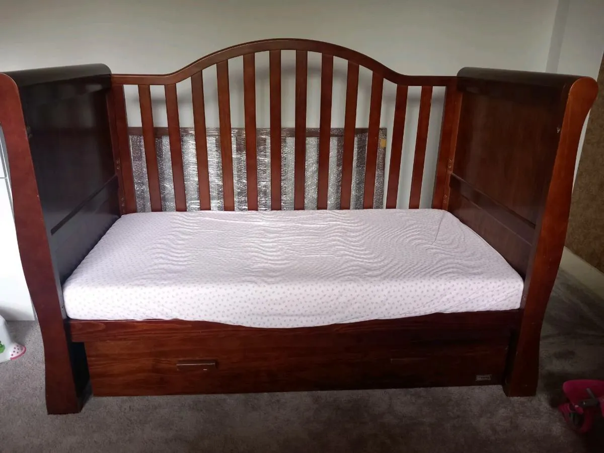 Kid's bed - Image 1
