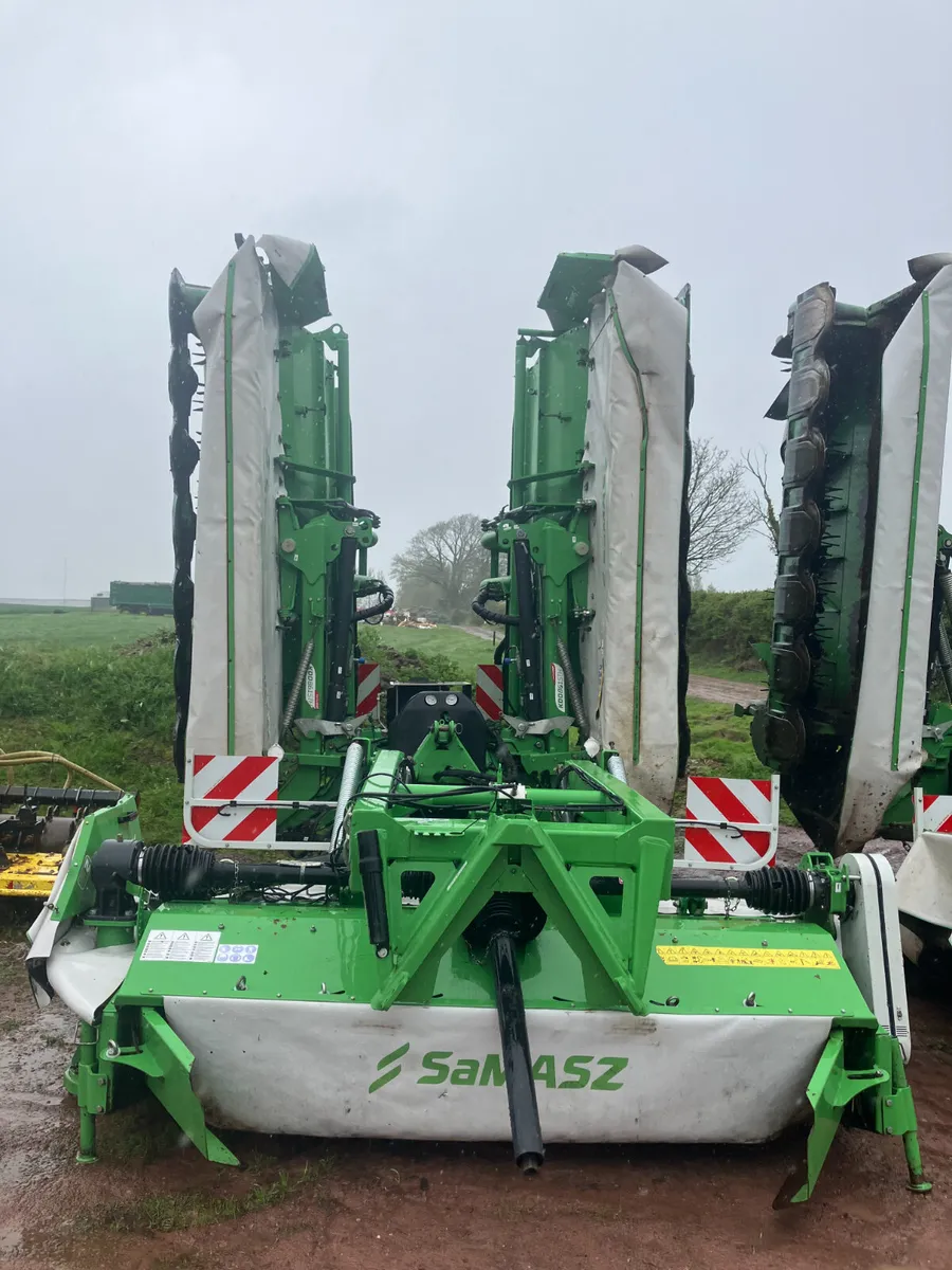 SaMASZ Second Hand Triple Mowers - Image 1