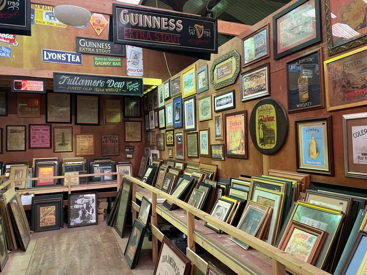 set of 12  vintage whiskey bottles - Image 2