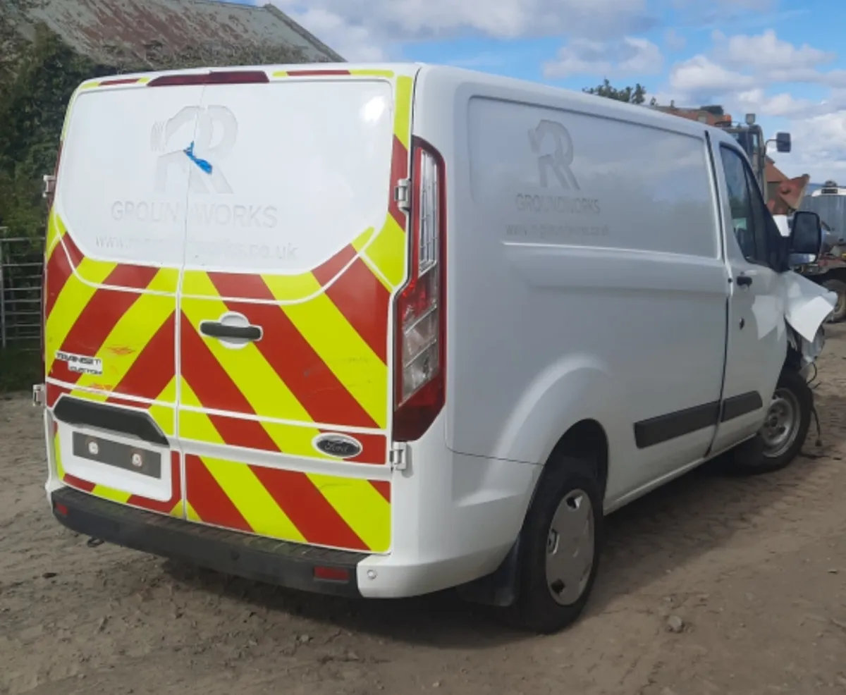 2023 Ford Transit Custom For Dismantling - Image 4