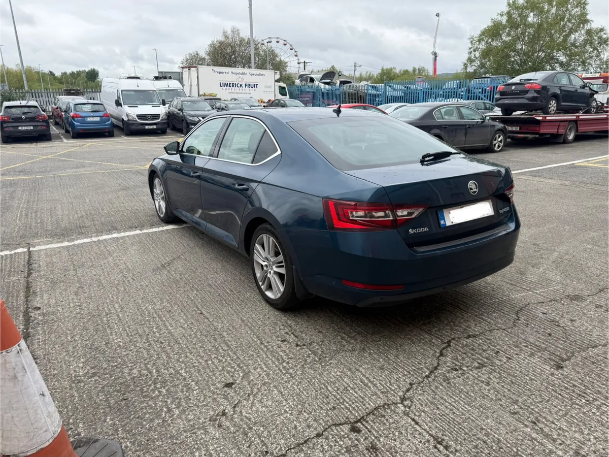 2017 SKODA SUPERB 2.0 AUTO BREAKING - Image 3