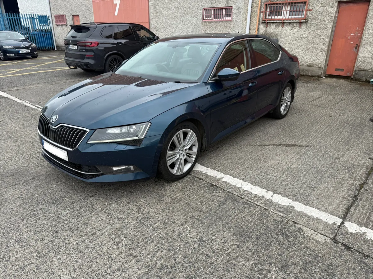 2017 SKODA SUPERB 2.0 AUTO BREAKING - Image 2