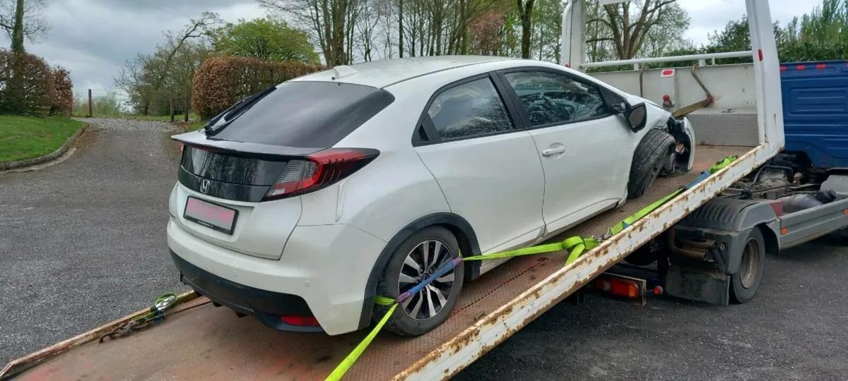 2016 Honda Civic 1.6 diesel ♻️ FOR PARTS ♻️ - Image 2