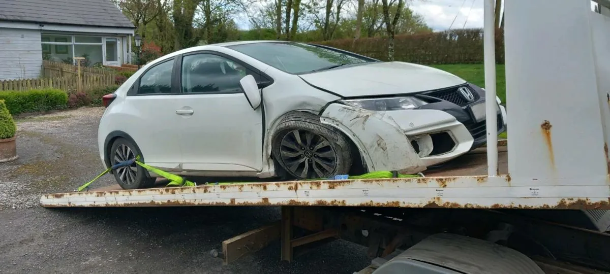 2016 Honda Civic 1.6 diesel ♻️ FOR PARTS ♻️ - Image 4