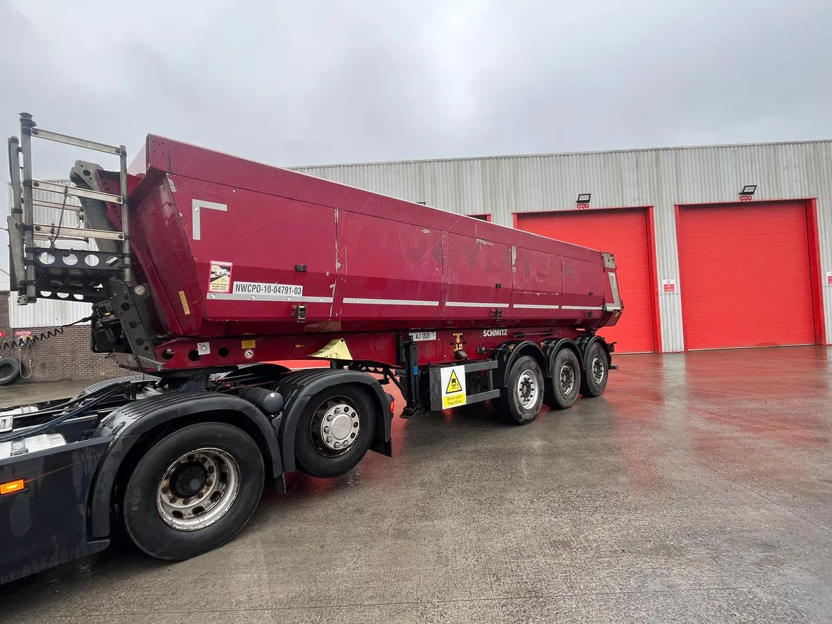 2019 Schmitz Insulated Tipper 8.2 Metres - Image 1